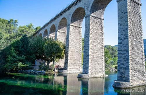 Côté Golf, bel appartement RDC avec terrasses dans Golf, piscine, tennis, à 5mn de l'Isle sur la Sorgue - Foto 39