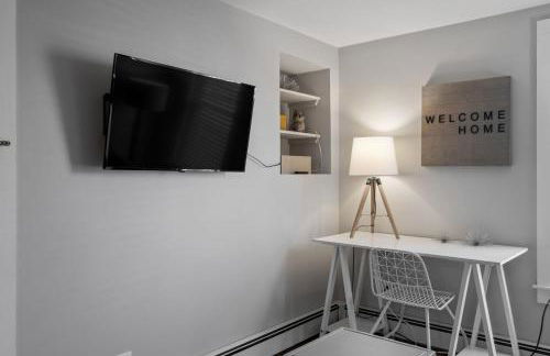 Bright Modern Open Layout 2nd Flr Short to MidTerm - Foto 3