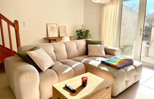 La Touzetterie avec SPA-cour privée - Foto 2