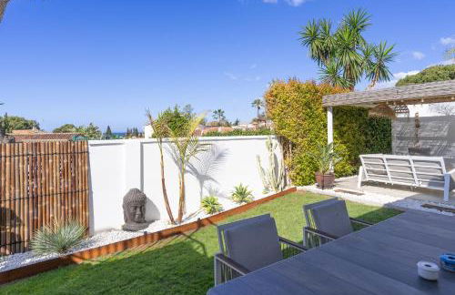 Villa Madrugada, beachside villa in Costabella - Photo 10