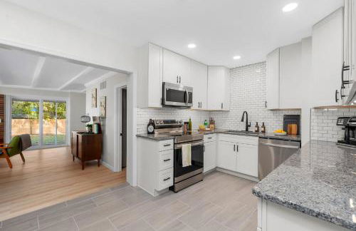 The Bauhaus - 4BR,3BA ,Families , Ample Parking - Foto 23