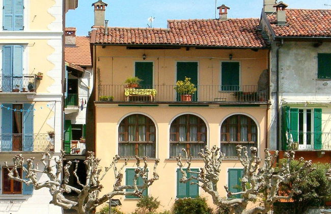 Home Near the Shores of Lake Maggiore - Photo 26