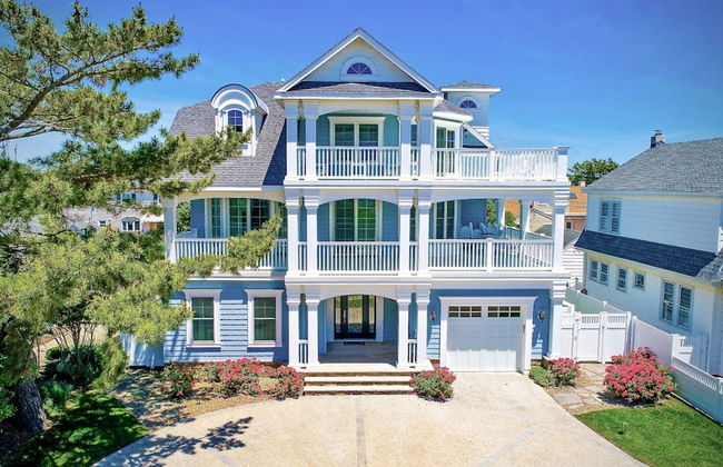 Spacious 6BR Beach Home With Elevator Decks - Ideal for Family Holidays Winter Escapes - Foto 59