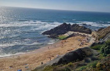 Close to the sea, to Lisbon and to your heart - Foto 26