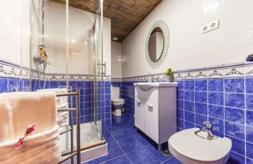 Holiday Home Berghütte mit Terrasse- Kamin und Jacuzzi by Interhome - Foto 23