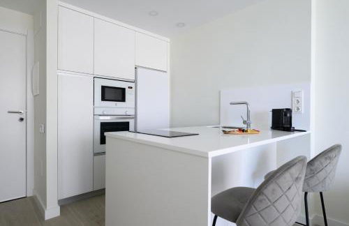 RENOVADO APARTAMENTO 1º LINEA DE MAR - Foto 21