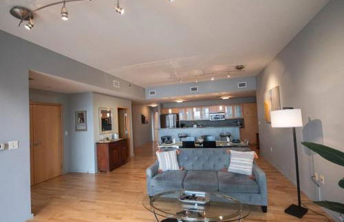 Luxury Condo in Downtown Champaign - Foto 7