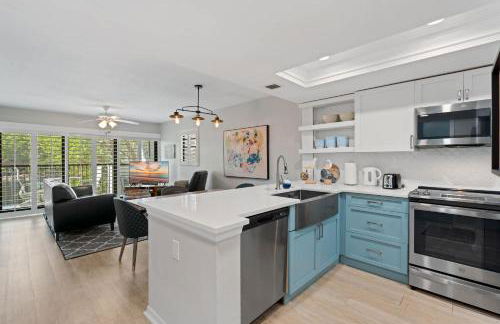 Corner Unit With Lake and Fountain Views - Foto 11