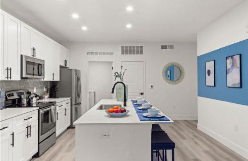 Near Mayo Clinic & Desert Ridge , Stay with Pool & Gym- S309 - Foto 6