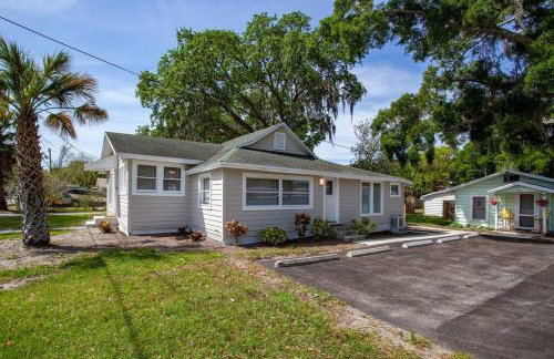 Quaint, Immaculate Bright Cottage in Ozona - Foto 10