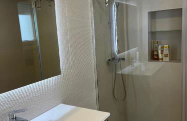 Modern home with private pool & close to the beach - Foto 12