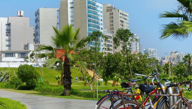 Tour de bicicleta pela Lima colonial