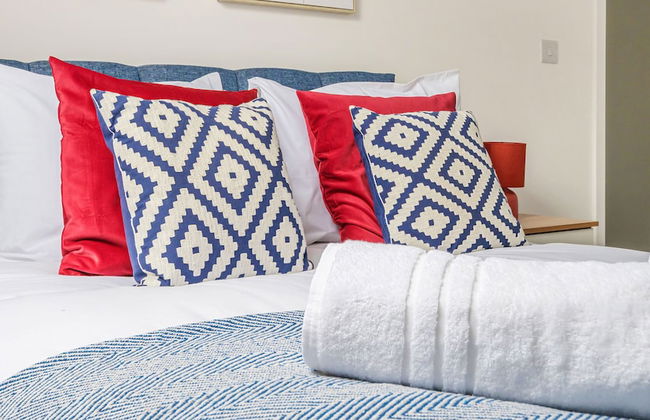 Modern Town Center Apartments Aldershot - Photo 23