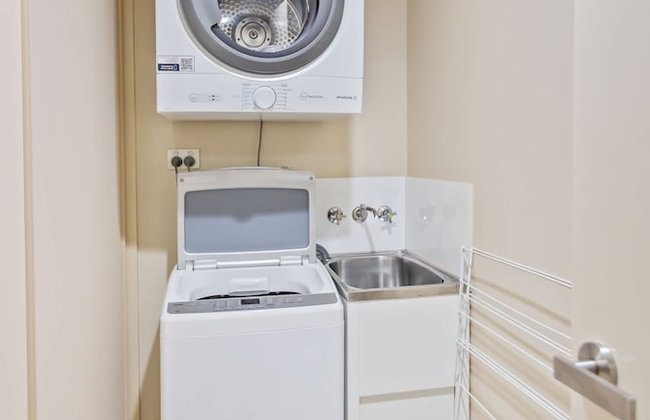 Lux Resort - 9 Pools Gym Free Parking - Foto 30