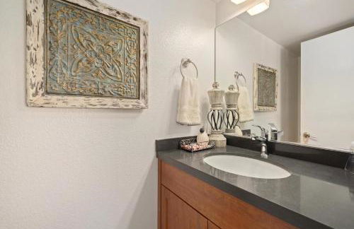 Mission Hills Dream - BBQ, Patios, AC, Parking - Foto 23