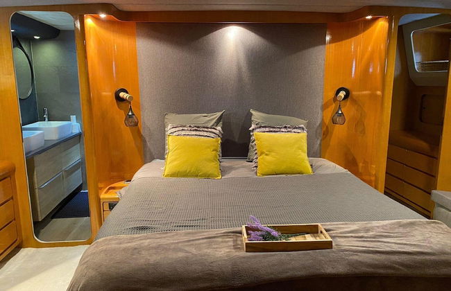 Attractive Yacht With Roof Terrace - Foto 10