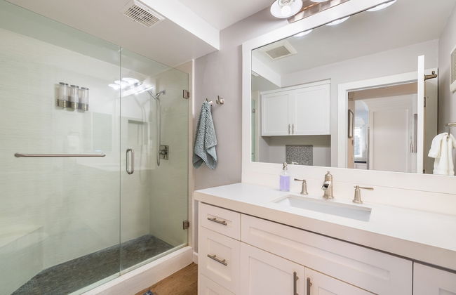 Ocean Breeze Buyout by Avantstay Steps to Beach - Photo 30