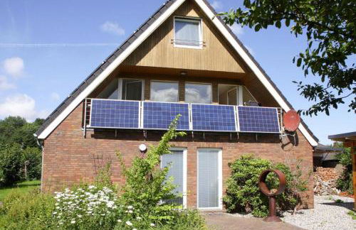 Spacious Holiday Home in Neukirchen - Foto 10