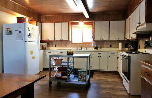 Lakefront Cottage Rental with Game Room near Ruth Lake, Minnesota - Photo 5