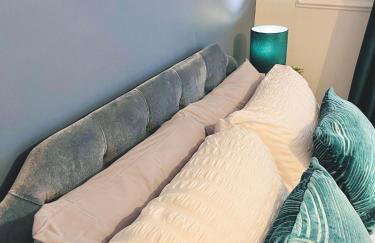 Lovely 4-bed home sleeps 8 Nr Bolton Stadium & M61 - Photo 16