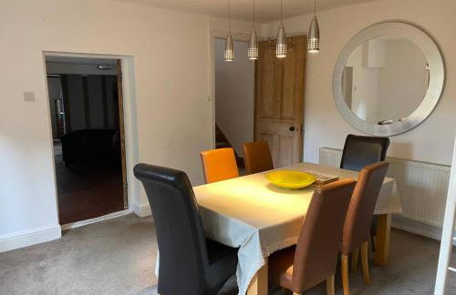 4 BR 2 Bathroom House Parking Garden St Neots Town Centre - Foto 56