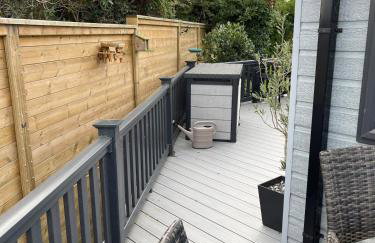 Elegant Lodge in Peaceful Holiday Resort - Photo 43