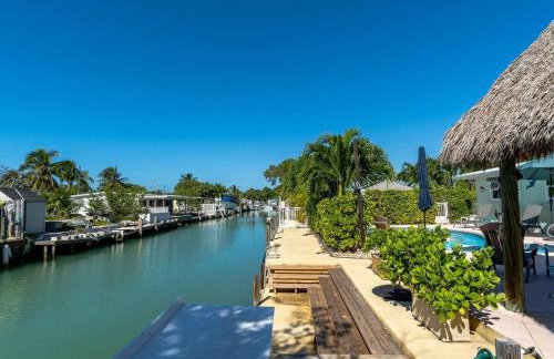 Tiki Time - Waterfront Pool Home, 65` Dock , Direct Ocean Access! - Foto 8