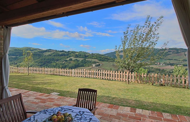 Tranquil Hilltop Cottage - Foto 27