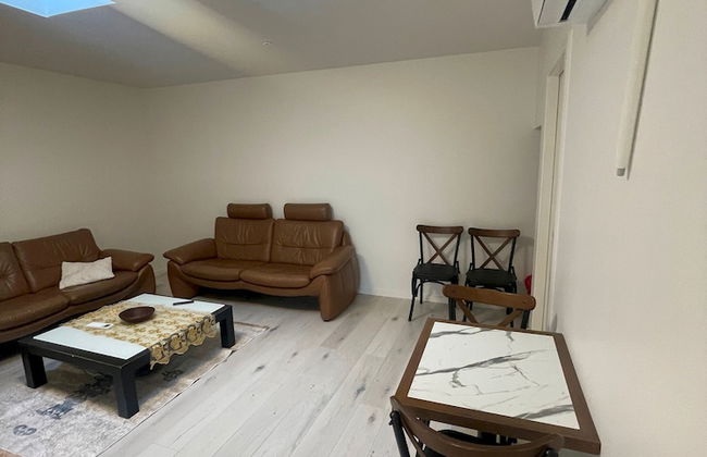 Cozy Backhouse With Large Private Garden - Foto 11