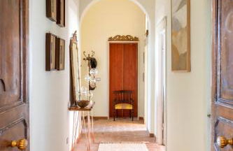 16th Century Townhouse, Large Garden Near Lake, Tuscany and Umbria - Sleeps 18 - Foto 30