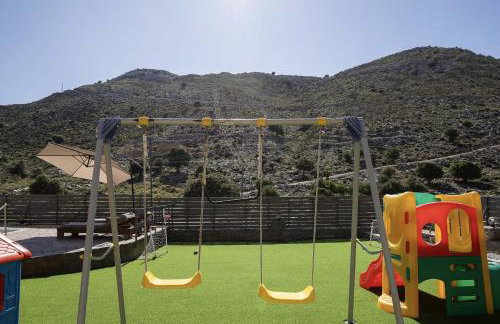 Villa Pasiphae - With Private Heated Pool - Photo 20