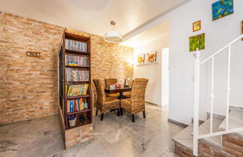 Amazing Home In Aznalcázar With Wifi - Foto 5