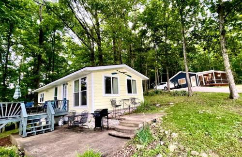 Charming Cottage with Fire Pit and Barbecue in Cadiz, Kentucky - Foto 6