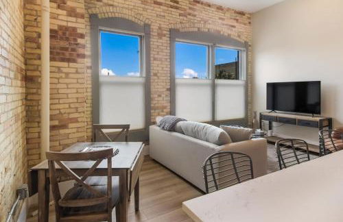 Golden Lofts Unit 2 Downtown Traverse City 1bd 1ba - Foto 7