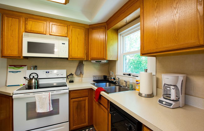 Two Bedroom West Stadium Bungalow - Unit 524 - Foto 9