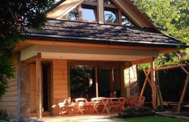 UROCZY DOMEK - Foto 1