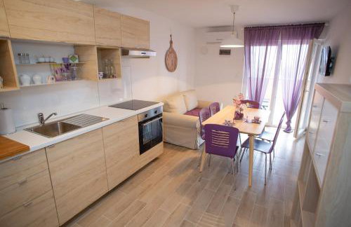 Apartman Matej with pool Povljana - Foto 8