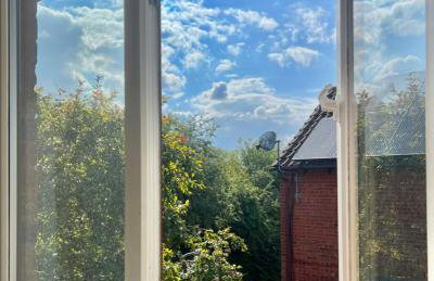 Furzton - Modern Home and Garden, Free Private Parking, TV, Sleeps 6 Guests - Photo 14