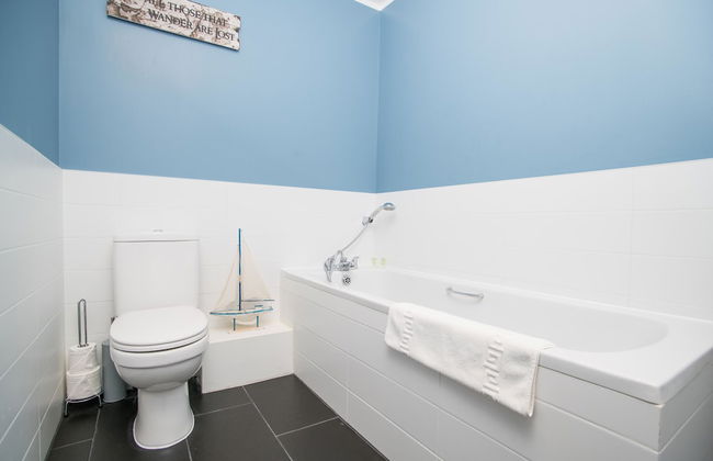 Stoneleigh Village - Photo 53