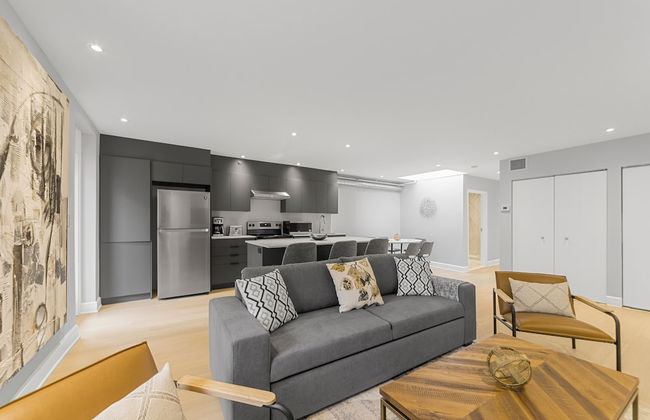 Elegant Suites De La Montagne- Dtwn Mtl - Photo 27