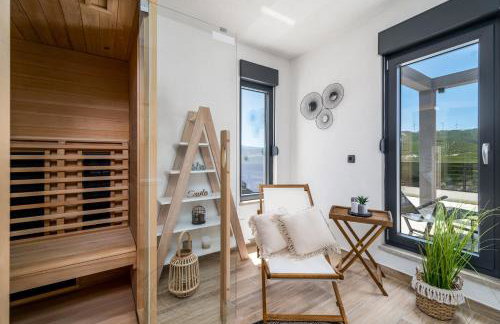 Villa Neda Heated Pool, Hot-tub, Sauna, 3 bedrooms - Photo 27