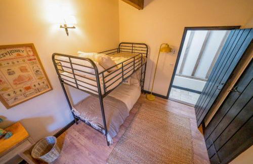 An elegant countryside hideaway with four indulgent ensuite bedrooms - Foto 25