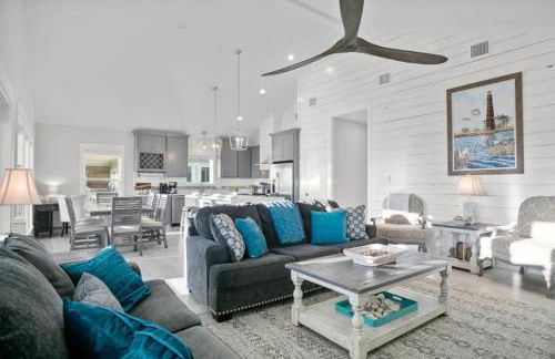 Luxury 3BR Beach Cabin w Gulf Views and Soaking Tub - Foto 16