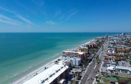 Redington Beach Townhouse 16305 - Foto 76