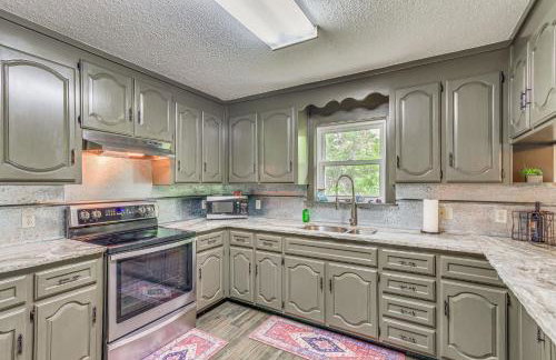 Riverfront Milton Cabin w/ Boat Ramp & Dock! - Foto 9