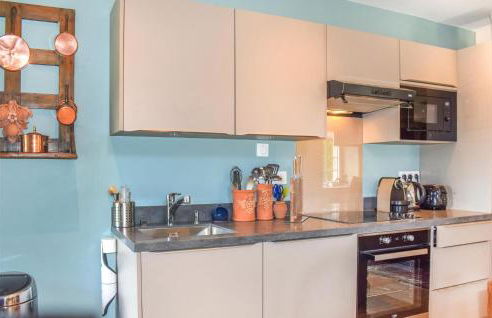 Beautiful Home In Pleudaniel - Photo 8