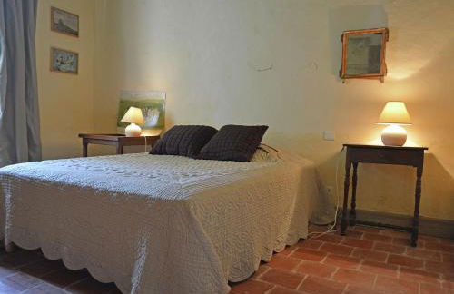 Holiday Home in Campagne with Pool and BBQ - Photo 2