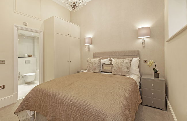 Chesham Court - Photo 22