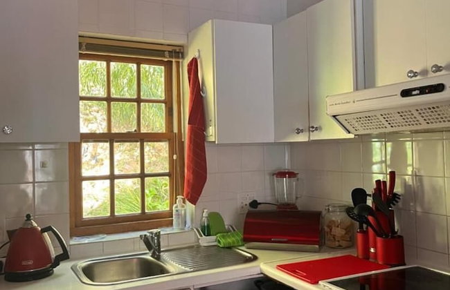 Cozy Camps Bay House With Mountain and sea View - Foto 10