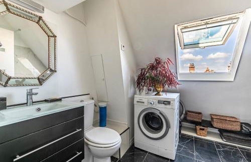 Paris Centre Dernier Étage Vue Ascenseur - Foto 14